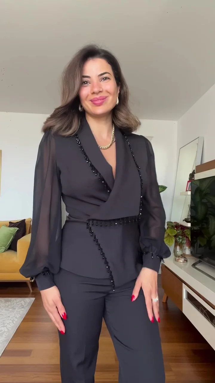 Conjunto de top de malla con cuentas y pantalón ancho para mujer