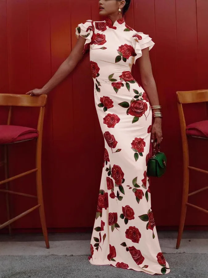 Vestido largo estilo cheongsam con mangas acampanadas y estampado floral de rosas